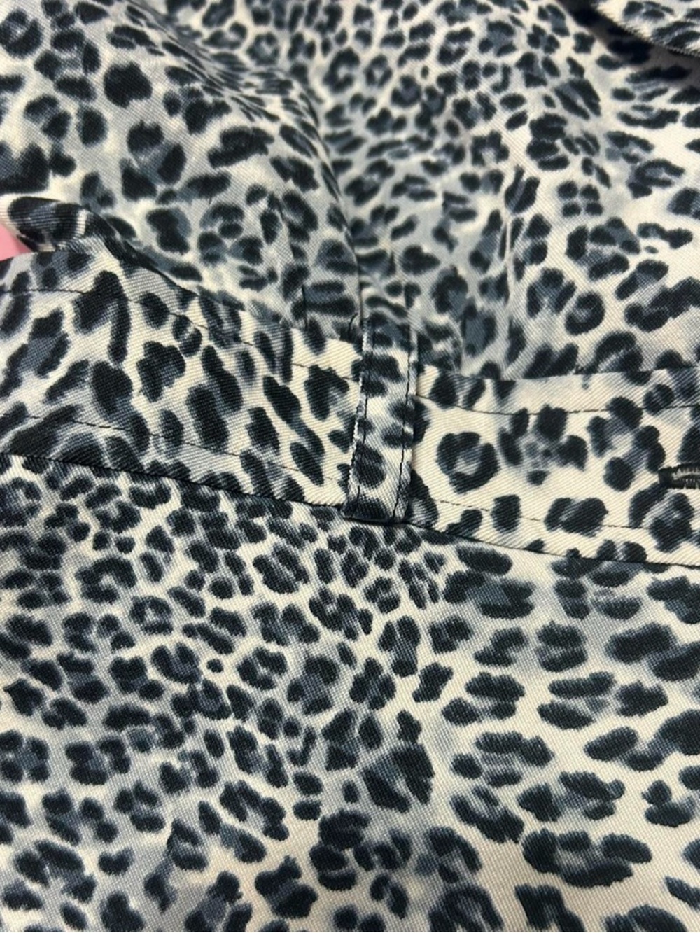 Leopard Print Short Sleeve Blazer - Black & White - Picture 4 of 6